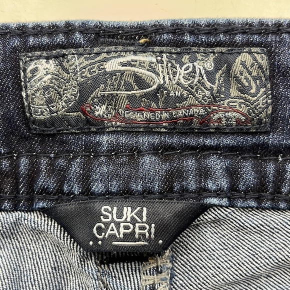 Silver Jeans Suki Capri Mid Rise Size 29 - Picture 8 of 16
